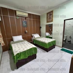 Small Cottage Twin Bed